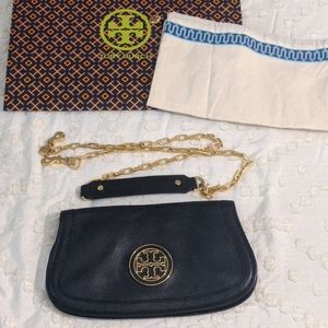 TORY BURCH Amanda Logo purse